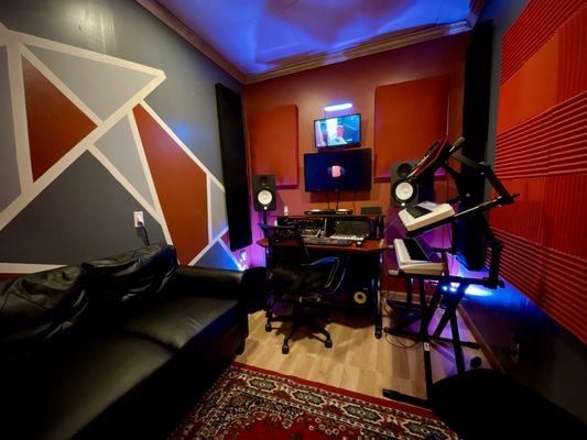 Breakthrough Sounds - Cleveland Recording Studio - Studio B