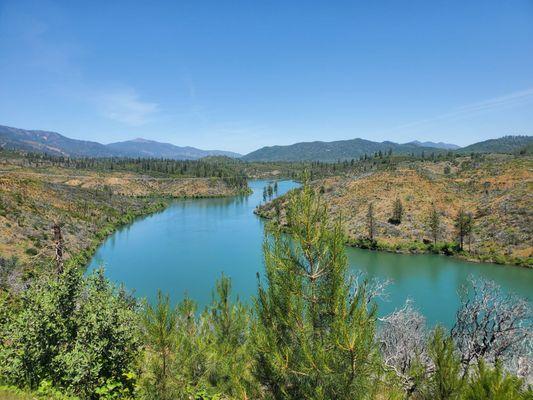 Came in for a trail map, asked about a good ride maybe 3+hrs & was shown how I could get 40mi of Scenic riding to the Lake Shasta dam.