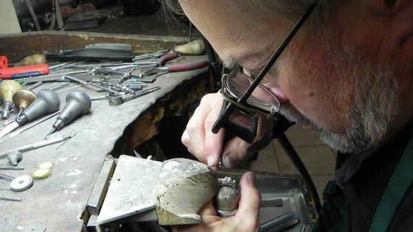 Steven Parks Master Goldsmith and Designer