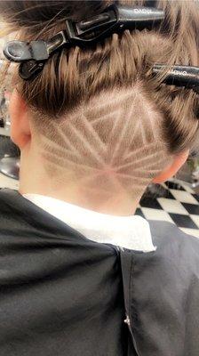 Nape cut with design