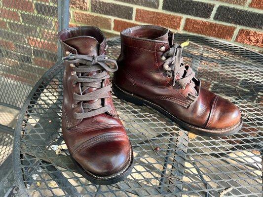 Wolverine 1000 Mile Cap Toe boots Looks brand new