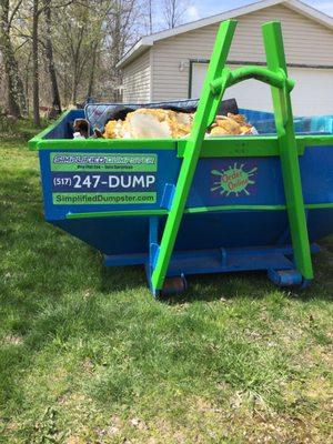 We got a nice clean 10 yard dumpster.  I'm very impressed with this business.