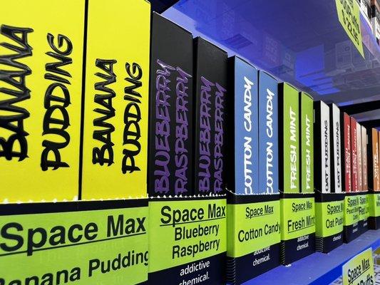 Space max disposables at vape Craft Melissa