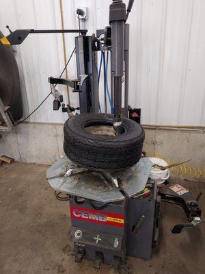 New tire machine