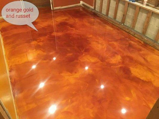 Reflector epoxy floors