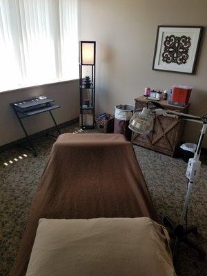 Spacious treatment rooms filled with natural light provide patients with a calm environment where they can decompress and heal.