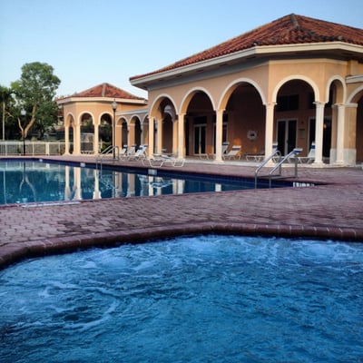 Pool and Jacuzzi area