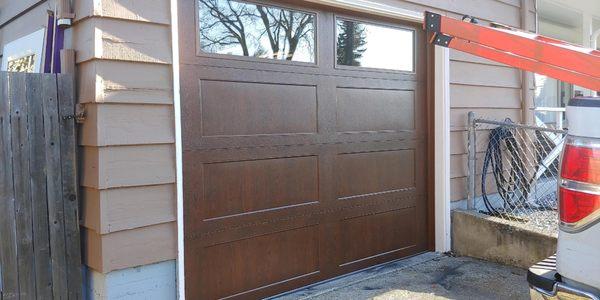 Doorlink 3680 walnut finish