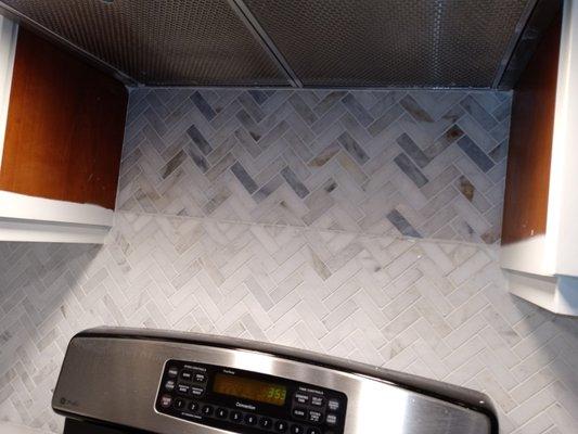 backsplash matching after the microwave was removed