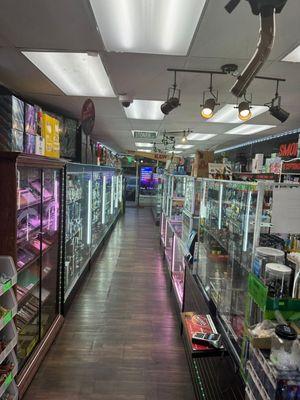 X'ceptions Smoke Shop