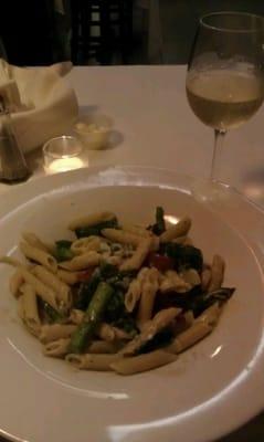 Penne with veggies and chardonnay.