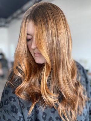 Love this strawberry balayage