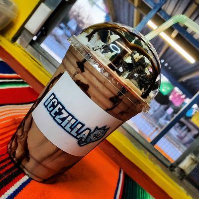 Chocolate milkshake with Oreos