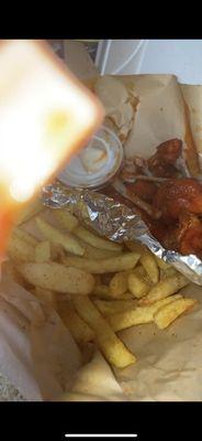 hot wingz with regular friess.