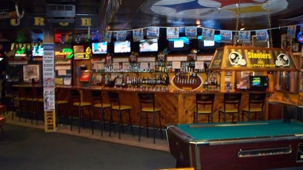 Fanatics Sports Bar & Grill