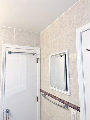 Our bathroom needed two medicine cabinets. The ceiling had peeled and sheetrock deteriorated from moisture. Oscar restored it like new.