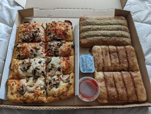 Delicious dinner box