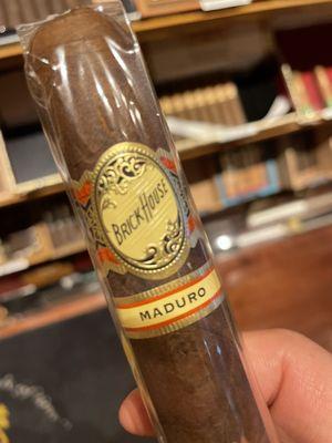 Maduro Cigar Lounge