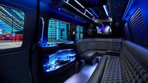 Go Luxe Limousine