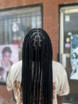 Knotless braids