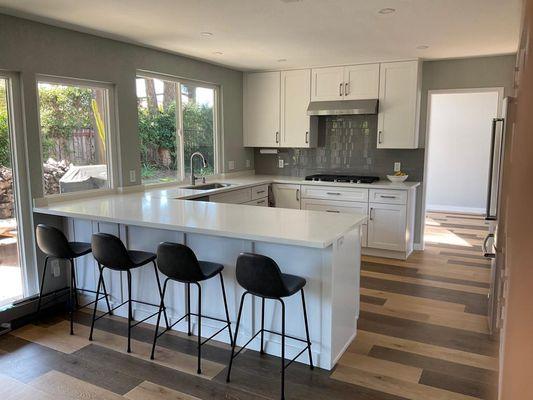 Kitchen renovation, flooring and countertop were installed.