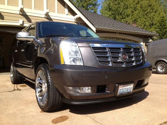 2011 CADILLAC ESCALADE