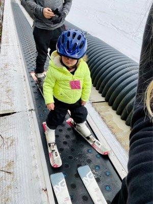 Treadmill lift on the bunny slopes