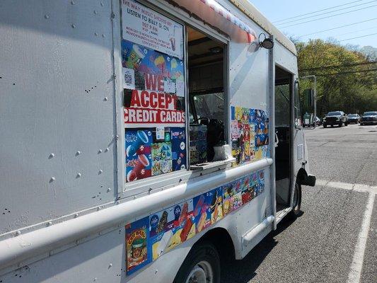 photo of Billy's Ice Cream Truck B.