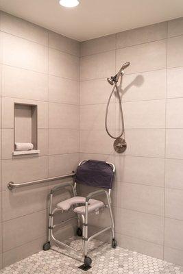 Bathroom with complete accessibility and support.