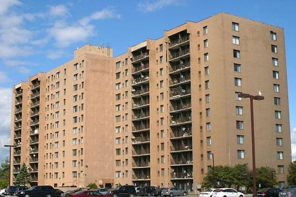 Exterior of Highland Towers in Southfield, MI