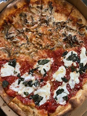 large pizza - half margherita, half mushroom