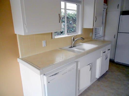 Kitchen Counter - Before