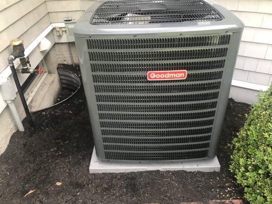 GSX GOODMAN AC condenser