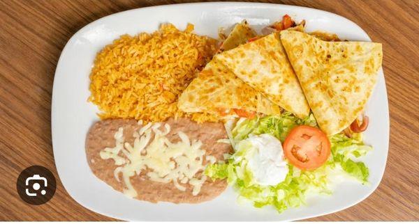 Quesadilla plate