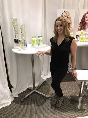 Lara Slater is a Educator for DevaCurl.