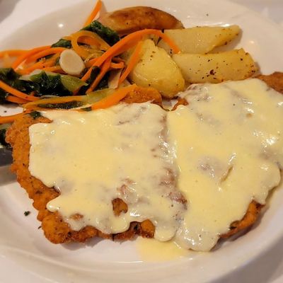 Chicken Cutlets with Gorgonzola