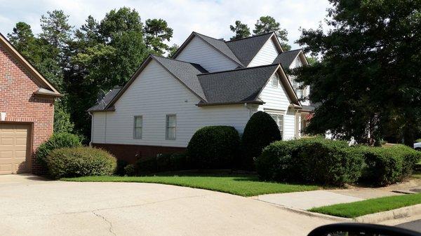 Beautiful roof with GAF shingles.