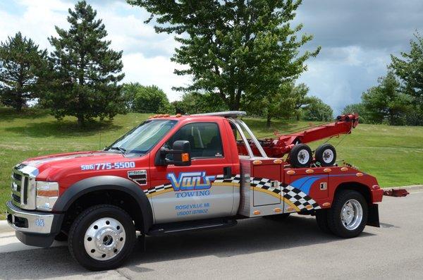 Vans Towing & Transport   (586) 775-5500   http://vanstowing.com