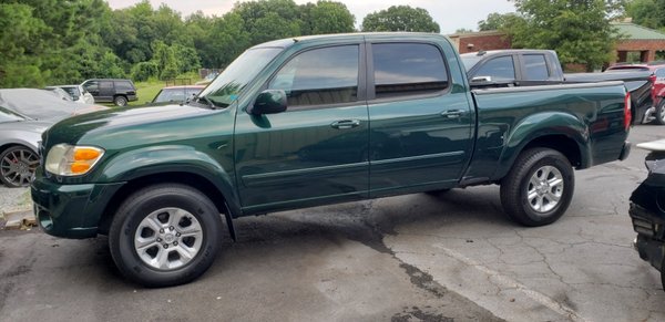 Detail and collision repair on this 2004 Tundra