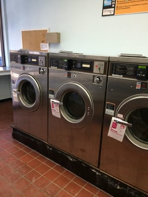 Suds-Zo Laundromat