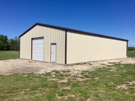 Metal building shop