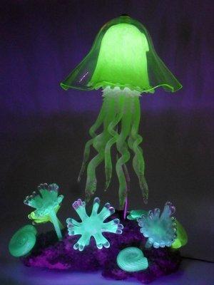 Reef Sculpture with (blacklight illuminated) uranium glass jellyfish