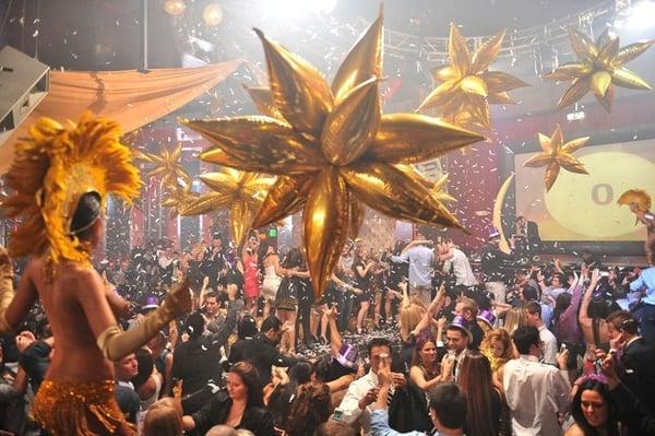 Booking Exclusives know the best clubs in town. Reserve a VIP table at one of hottest clubs in Miami!