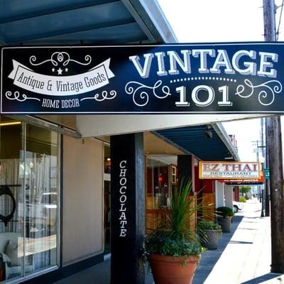 Located in Highway 101 in the heart of downtown Coos Bay!