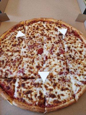 Pepperoni pizza