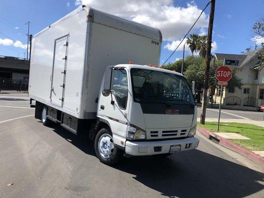 20 ft box truck with side door and lift gate