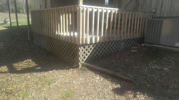 Rowesville SC: Finished pics of deck after it was rebuilt