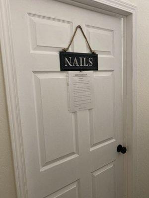 Nails services