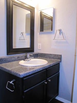 B2 & C2 Guest Bathroom