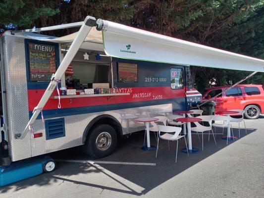 Anitas American Tacos  Truck at 516 s meridian chevron station